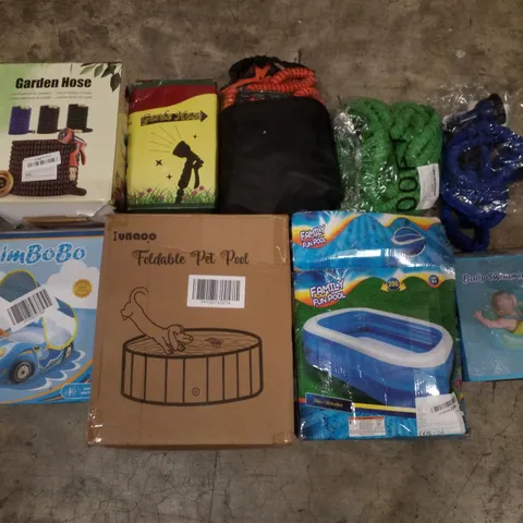PALLET CONTAINING ASSORTED GARDEN HOSES & INFLATABLES
