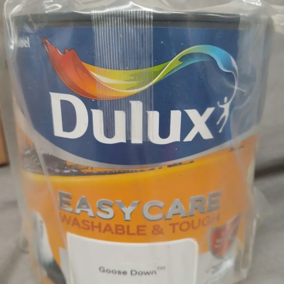 DULUX EASY CARE WASHABLE AND TOUGH GOOSE DOWN PAINT 2.5L / COLLECTION ONLY 