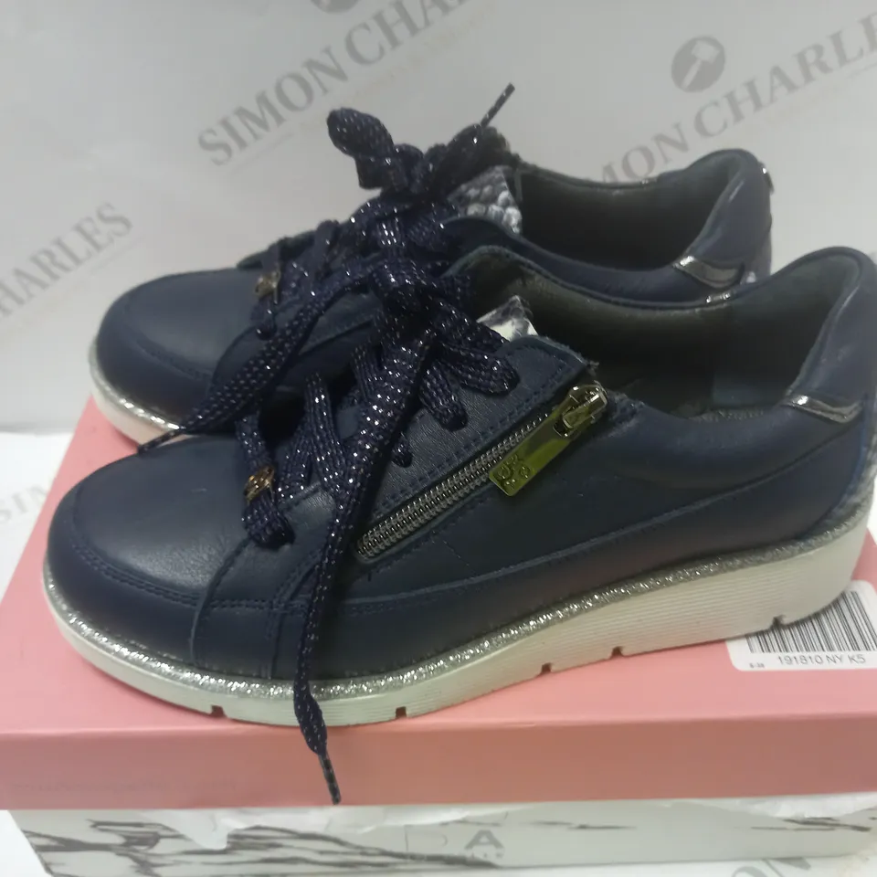 BOXED GENE NAVY LEATHER WEDGE TRAINERS WITH LACE AND ZIP 