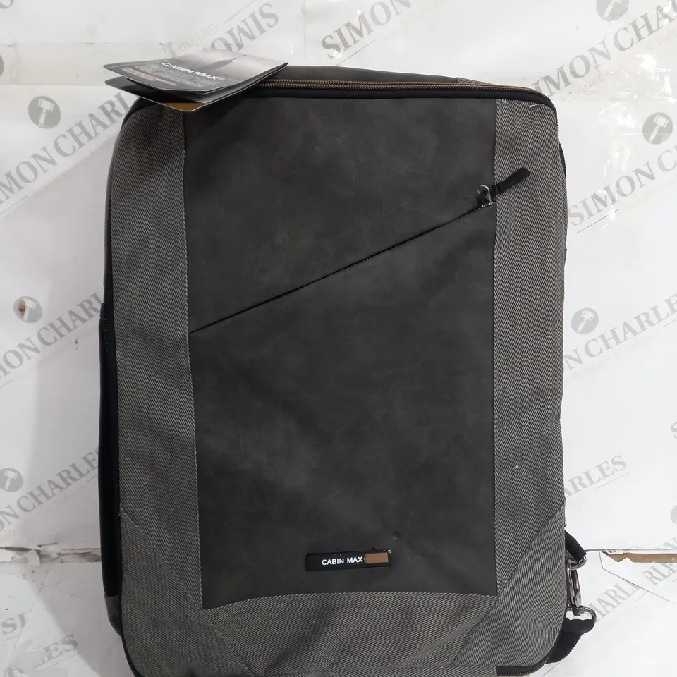 CABIN MAX MANHATTAN 30L BACKPACK