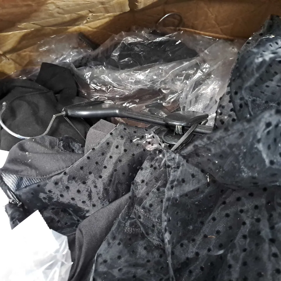 BOX OF APPROXIMATELY 100 ASSORTED WINTERBOTTOM SKIRTS IN VARIOUS COLOURS & SIZES