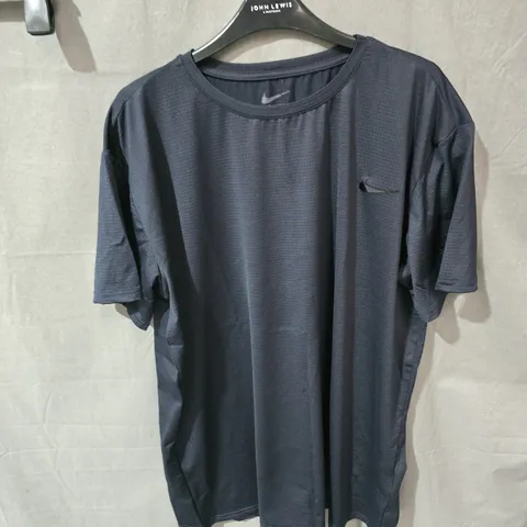 NIKE TEE – BLACK/DARK NAVY MEN'S SHORT-SLEEVE T-SHIRT, XXL