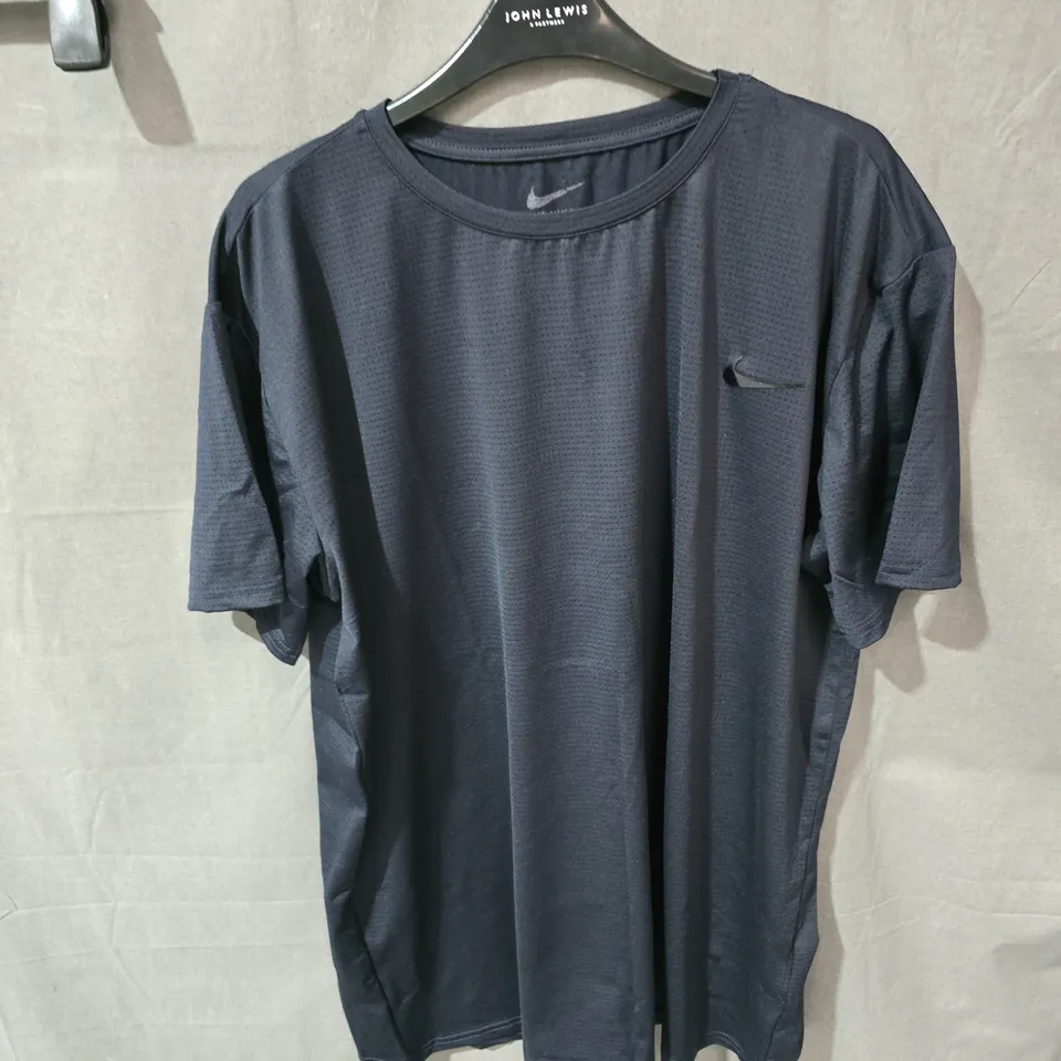 NIKE TEE – BLACK/DARK NAVY MEN'S SHORT-SLEEVE T-SHIRT, XXL