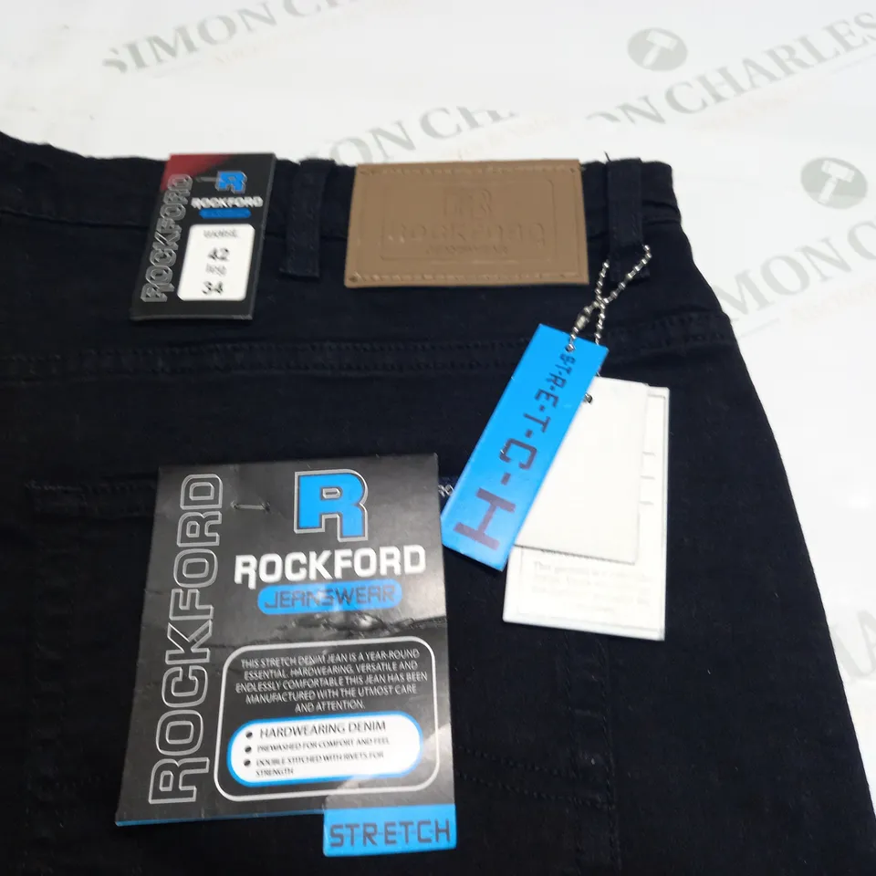 ROCKFORD BLACK JEANS - W42 L34