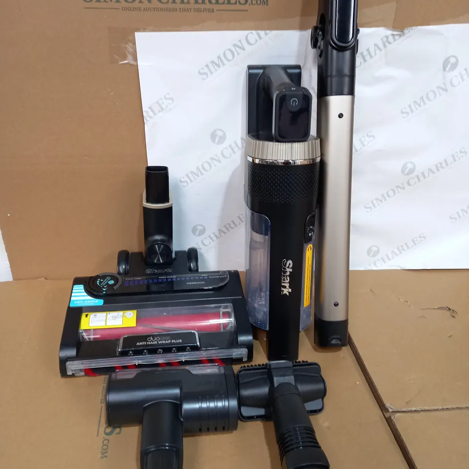 SHARK CORDLESS STICK VACUUM CLEANER PET PRO MODEL