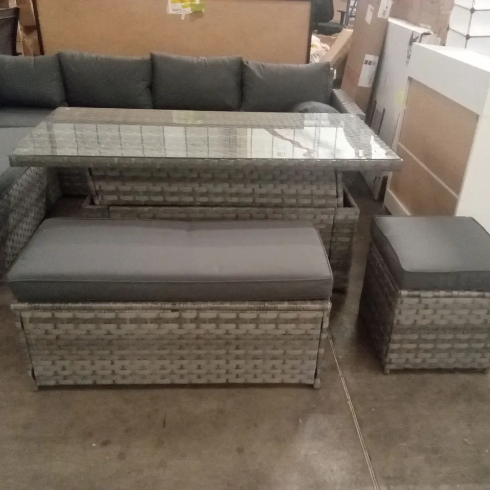 AUSTRINUS POLYETHYLENE (PE) WICKER 9 - PERSON SEATING GROUP RRP £979