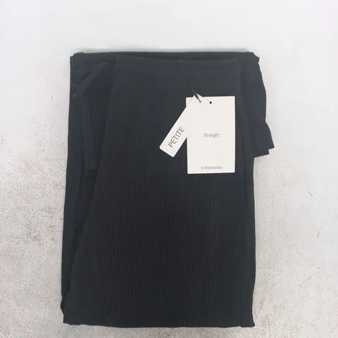 STRADIVARIUS STRAIGHT TROUSERS IN BLACK SIZE SMALL