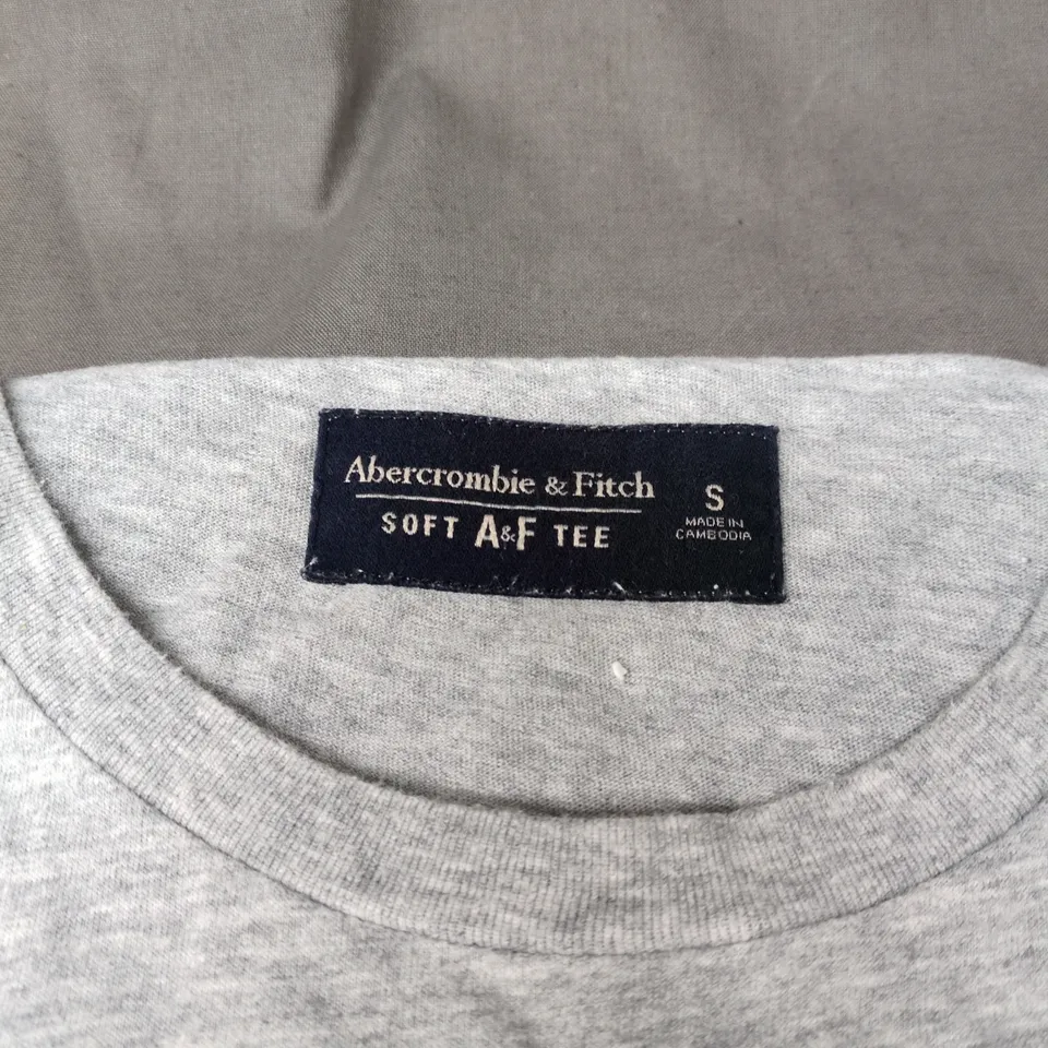 ABERCROMBIE & FITCH SOFT A&F TEE – GREY, SIZE S