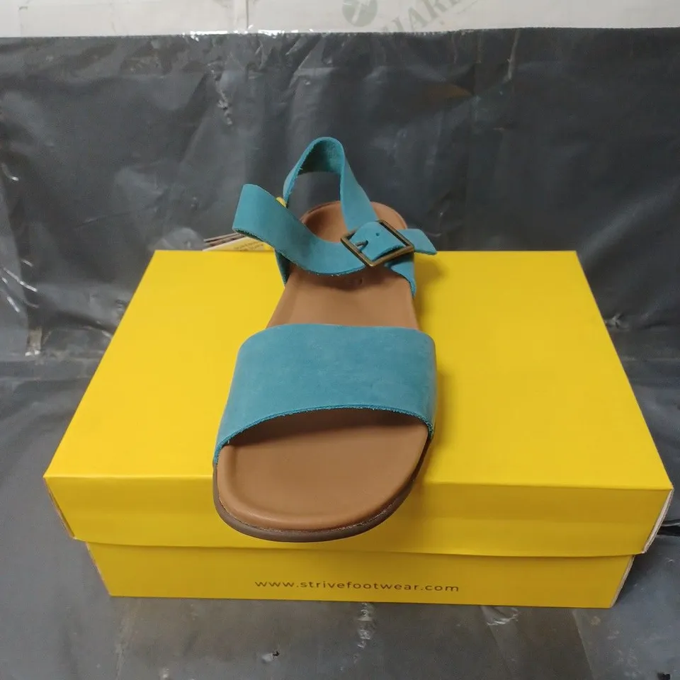STRIVE LADIES SANDALS TEAL SIZE 7