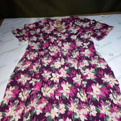 VISCOSE BUTTON THROUGH DRESS SIZE 16