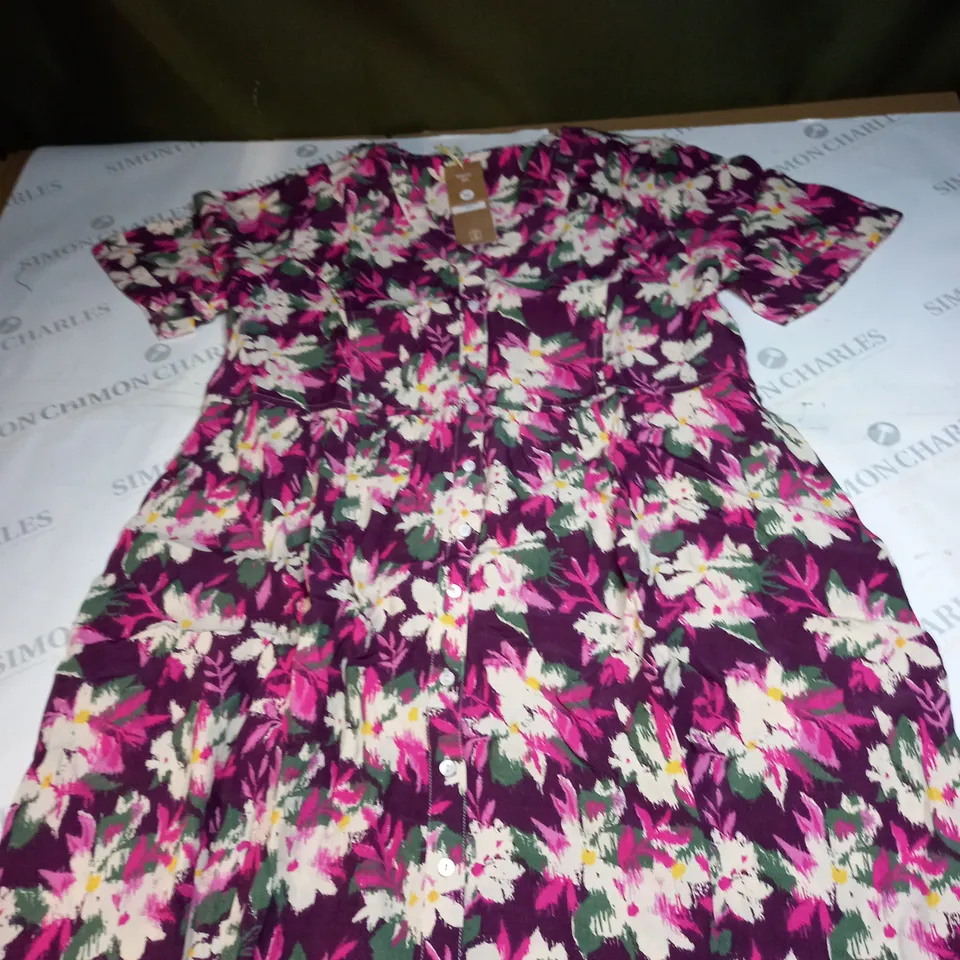 VISCOSE BUTTON THROUGH DRESS SIZE 16