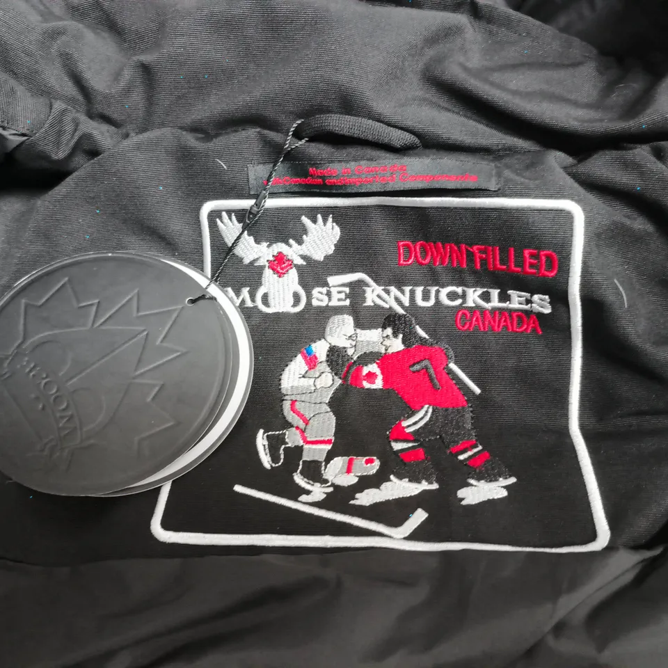 MOOSE KNUCKLES CROPPED WINTER COAT SIZE M 