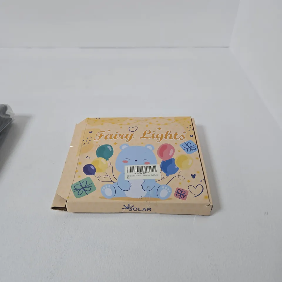 APPROXIMATELY 12 ASSORTED HOUSEHOLD PRODUCTS INCLUDING FAIRY LIGHTS , 4 PACK PILLOWCASES AND TEAR AWAY MICRO FIBRE CLEANING CLOTH