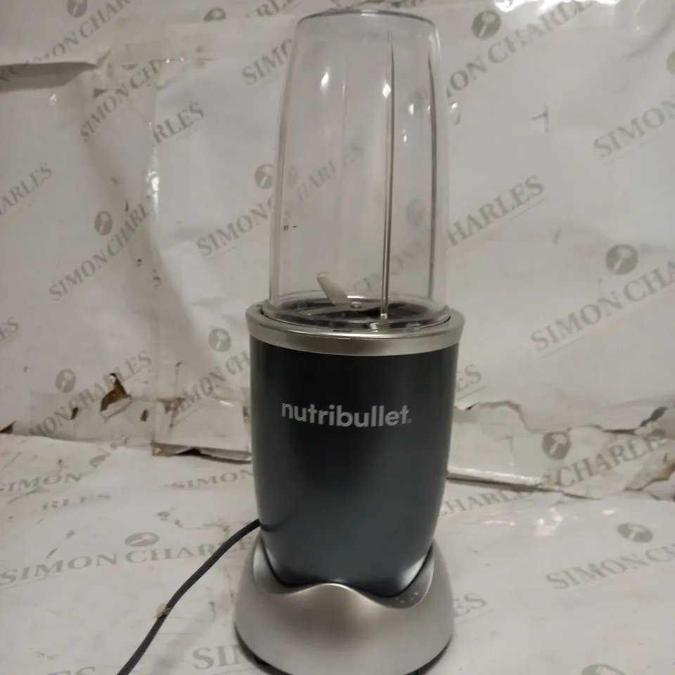 NUTRIBULLET 600 SERIES 600W NUTRITION EXTRACTOR 