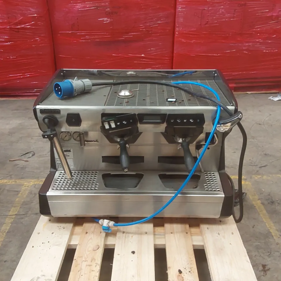 RANCILIO CLASSE 7 2 GROUP COMMERCIAL COFFEE MACHINE WITH ISTEAM