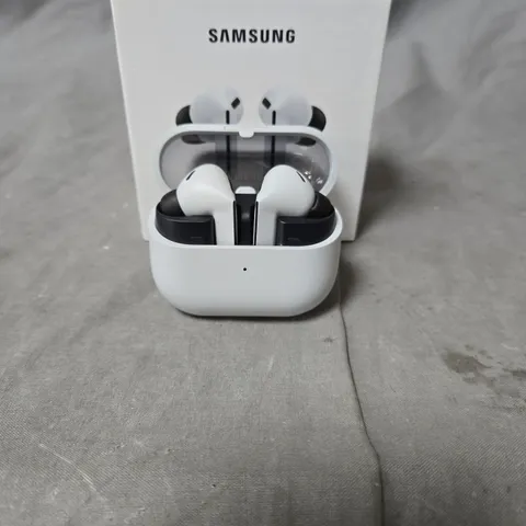 SAMSUNG BUDS 3 FE, GREY - GALAXY AI