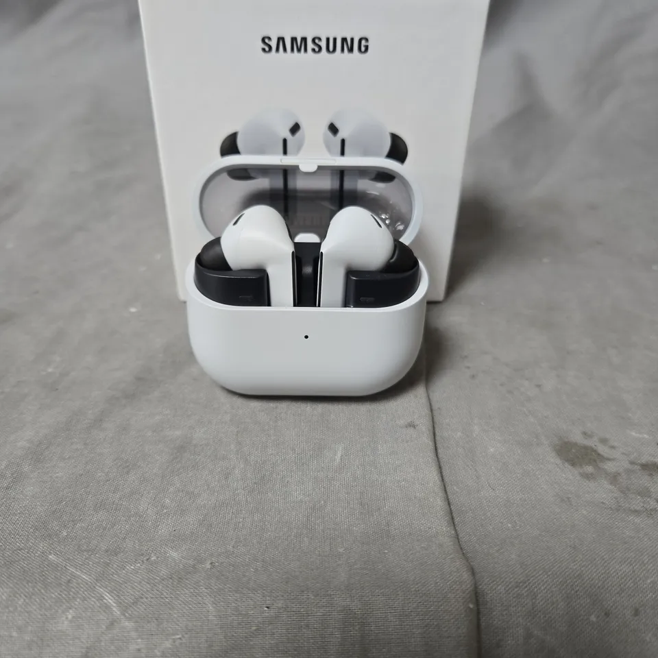 SAMSUNG BUDS 3 FE, GREY - GALAXY AI