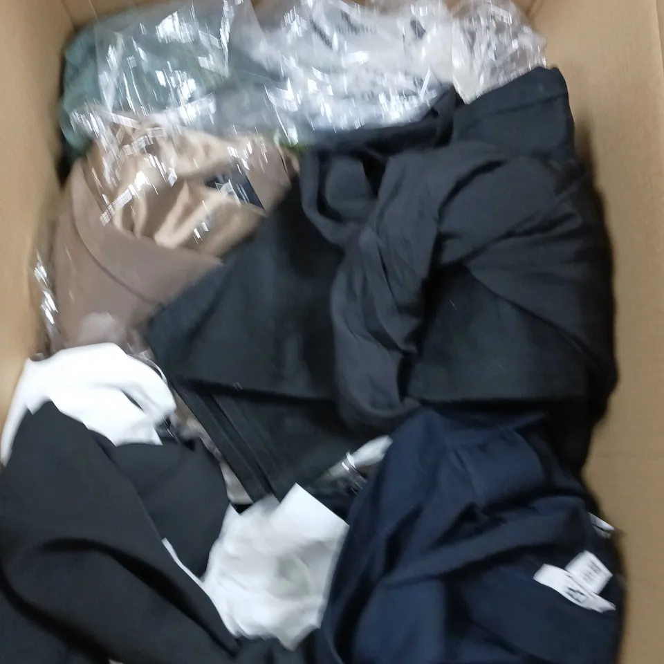 BOX OF APPROXIMATELY 15 ASSORTED ITEMS TO INCLUDE HAT, CHRISTMAS JUMPER, DRESS ETC