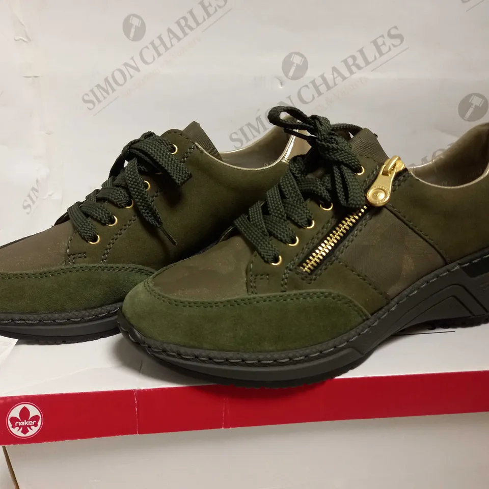 RIEKER WEDGE TRAINERS SIZE 5