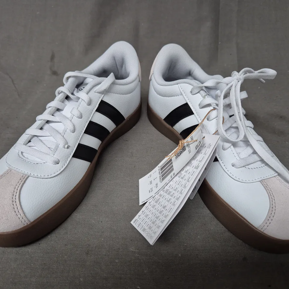 BOXED PAIR OF ADIDAS VL COURT 3.0 KID'S SHOES IN WHITE/BLACK UK SIZE 3