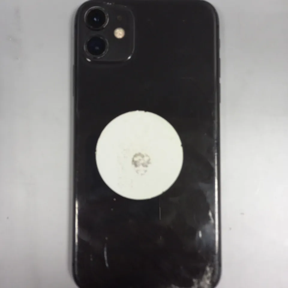 BOXED APPLE IPHONE 11 SMARTPHONE 