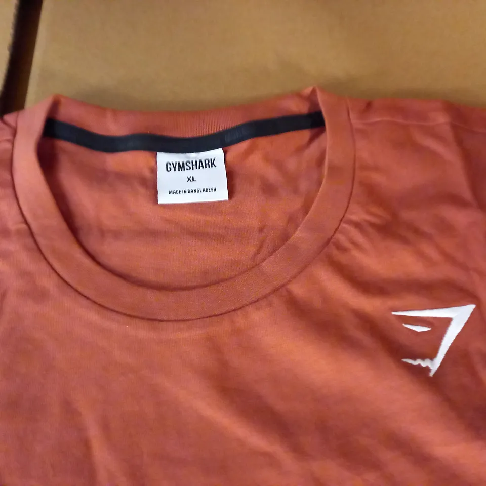 GYMSHARK ORANGE T-SHIRT - XL