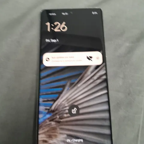 GOOGLE PIXEL 7 PRO IN WHITE