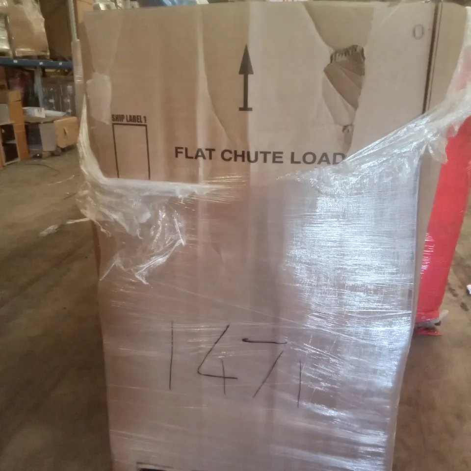 PALLET OF ASSORTED ITEMS INCLUDING TIMBER RIDGE FOLDING TABLE, GARMENT RACK, ARTIFICAL IVY PRIVACY FENCE, SEKEY 2.7M WOOD GRAIN PARASOL, CLOTHES RACK, AIR COOLER 