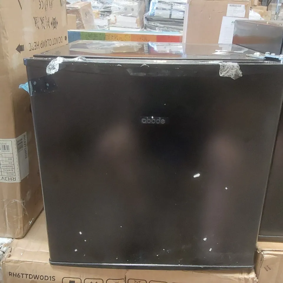 ABODE ATTFZ0E1 TABLE TOP FREEZER