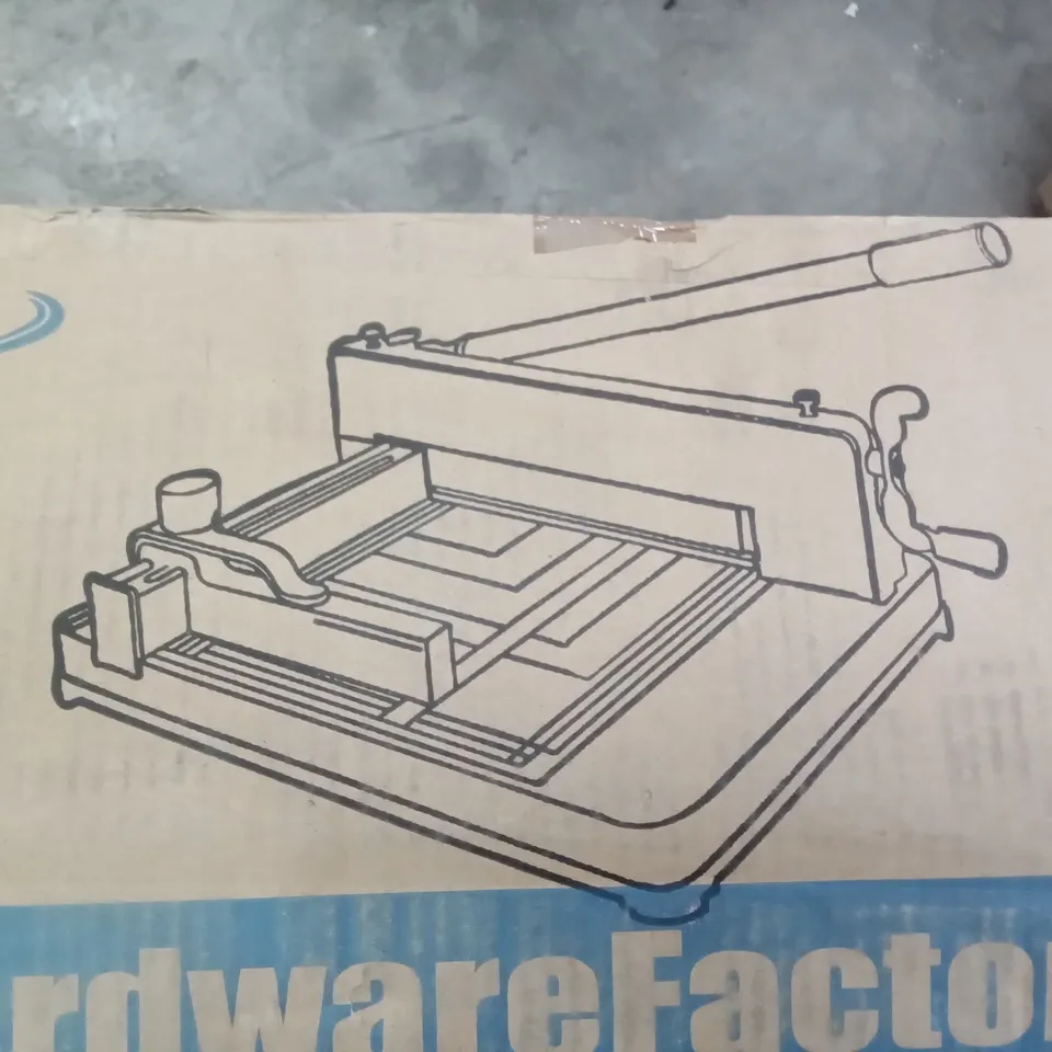 BOXED HFS PAPER CUTTER