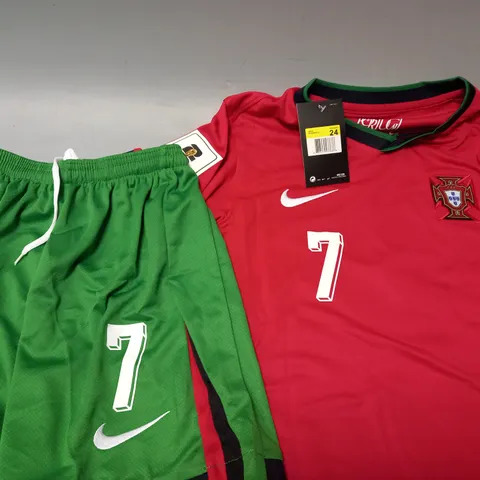 NIKE PORTUGAL FOOTBALL SHIRT - RONALDO 7 - SIZE 24