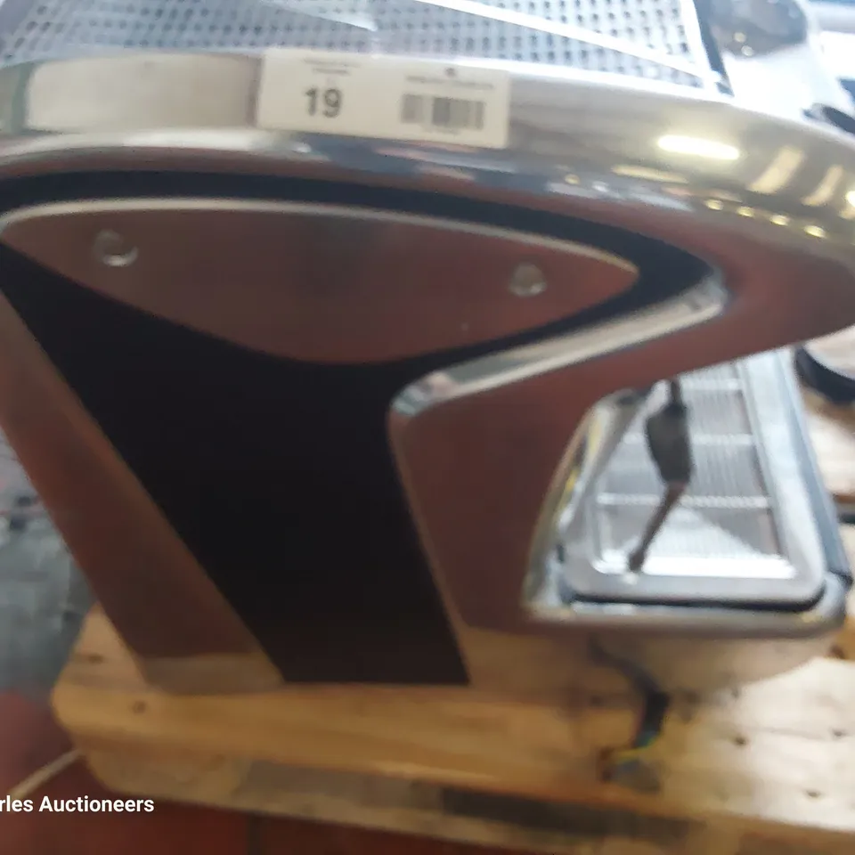 TRADITIONAL FAEMA EMBLEMA COFFEE MACHINE