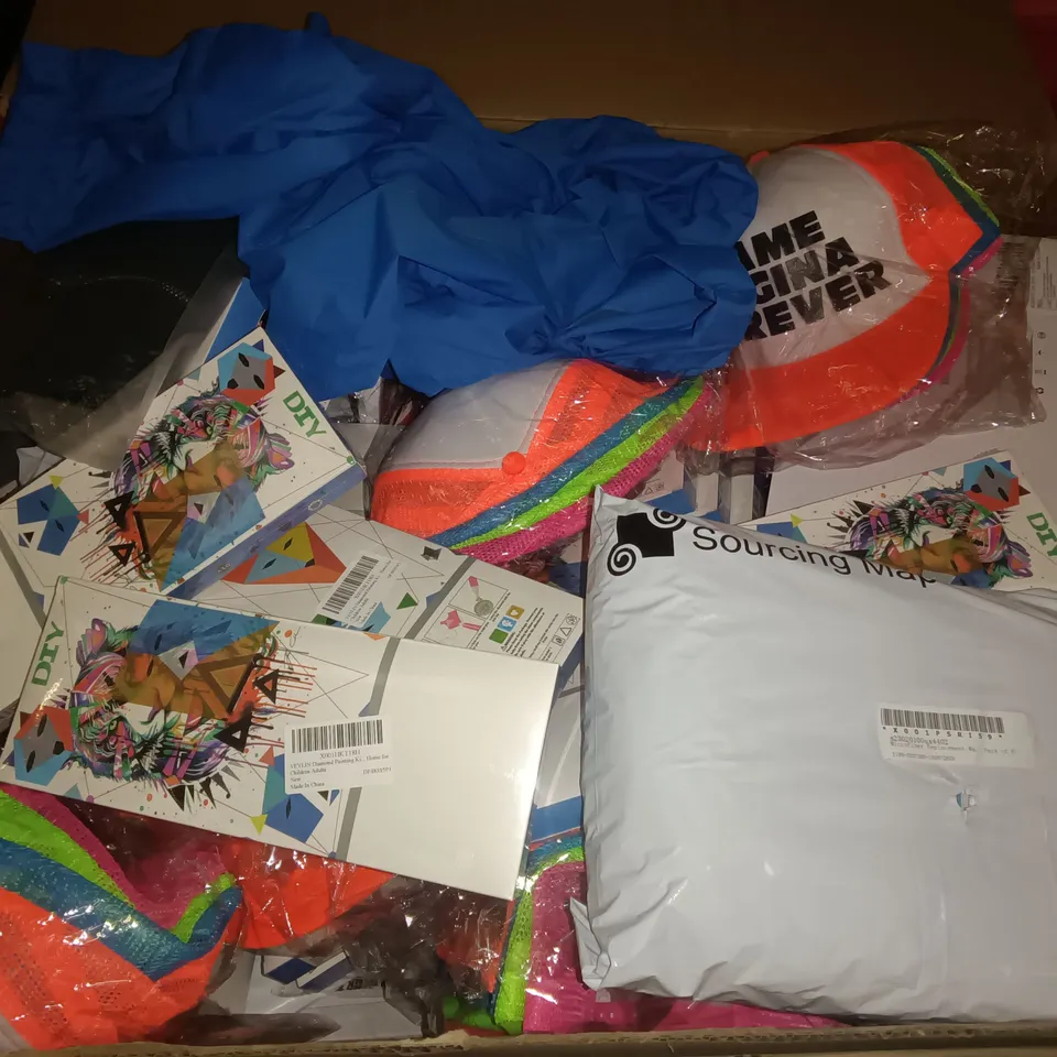 PALLET OF ASSORTED ITEMS TO INCLUDE ARTIFICIAL FOAM FLOWERS, DIAMOND PAINTING KITS AND NOVELTY HATS