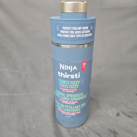 NINJA THIRSTI FIZZY DRINK CUP IN BLUE 700ML