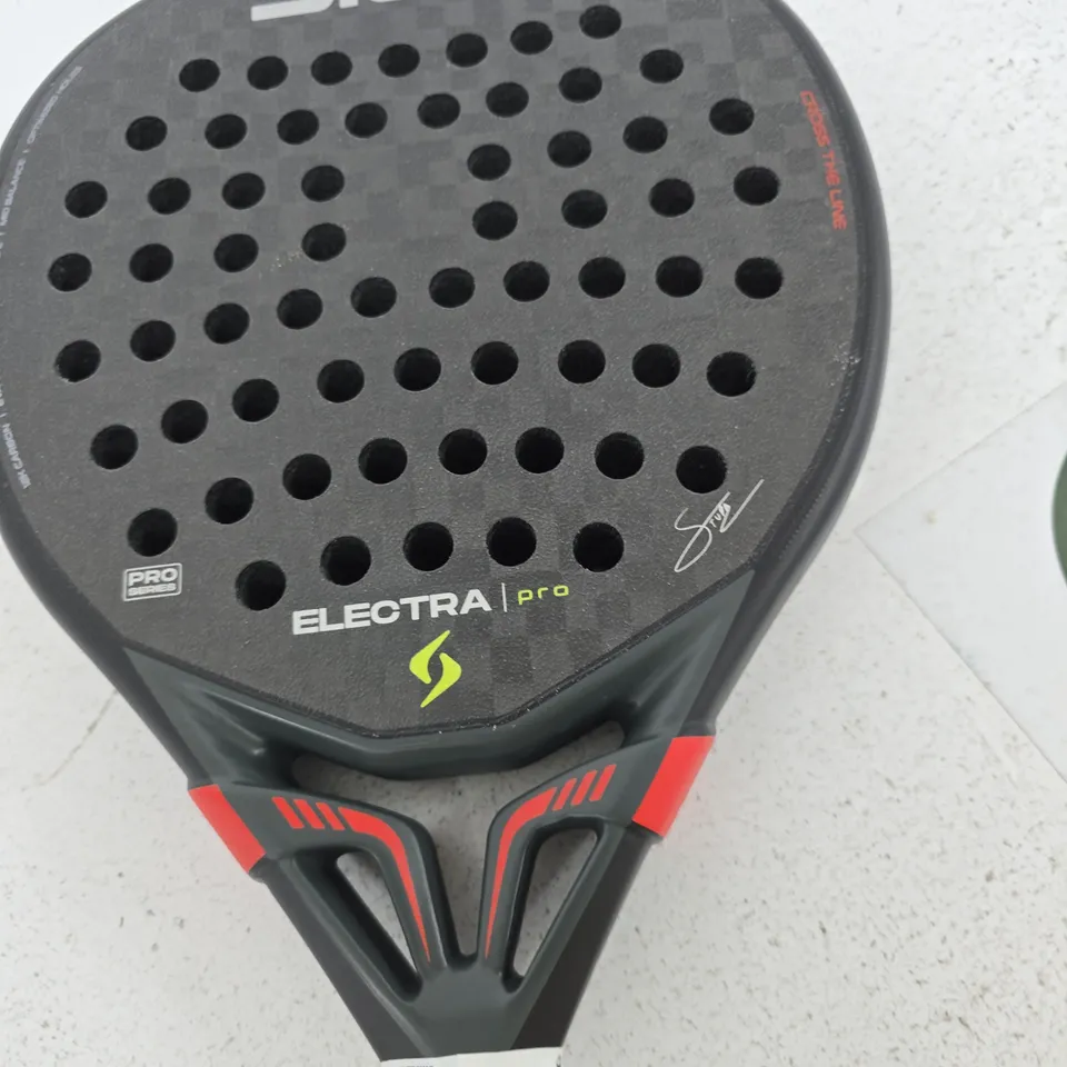 SIUX ELEKTRA PRO PADEL RACKET – BLACK/RED, PRO SERIES