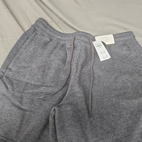 HOLLISTER FLEECE SHORTS – GREY, SIZE L