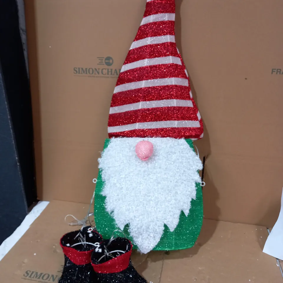 FESTIVE INDOOR OUTDOOR LARGE PRE-LIT GNOME