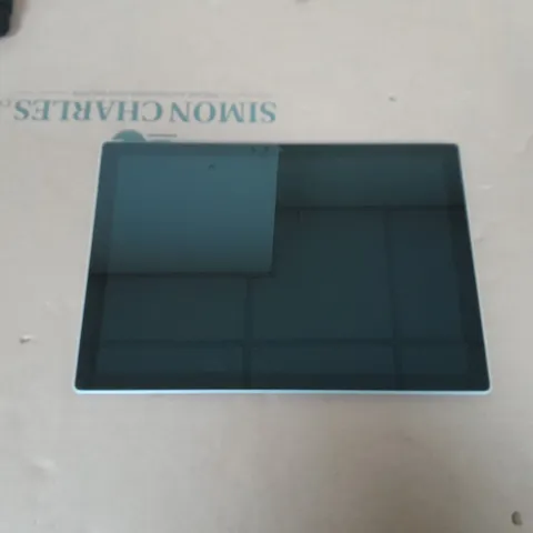 MICROSOFT SURFACE PRO 7