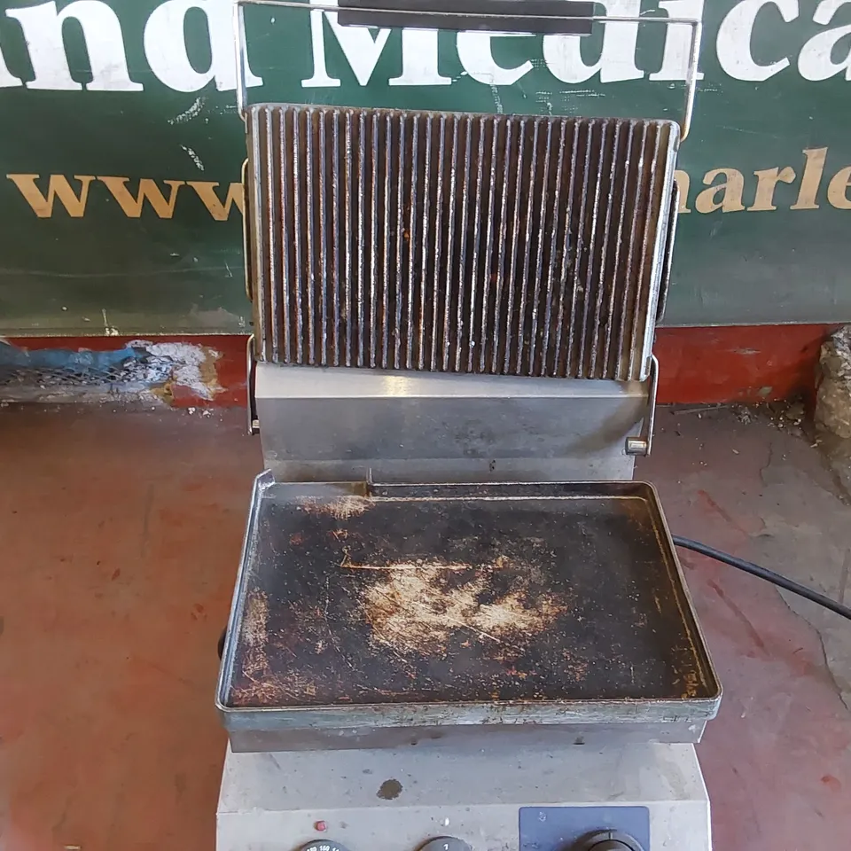 ROWLETT RUTLAND COMMERCIAL PANINI/CONTACT GRILL