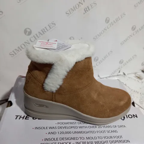 SKECHERS CHESTNUT SUEDE WEDGE TRAINERS - SIZE 5