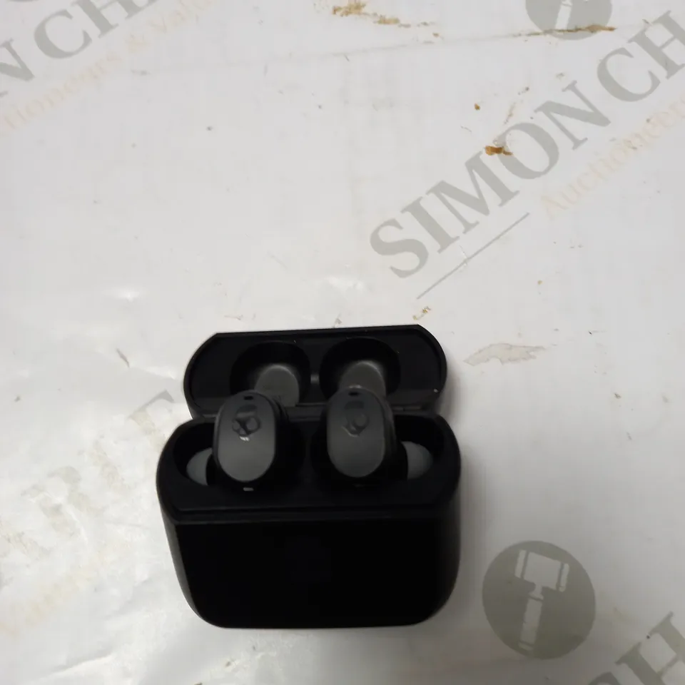 SKULLCANDY MOD TRUE WIRELESS IN-EAR EARBUDS - BLACK