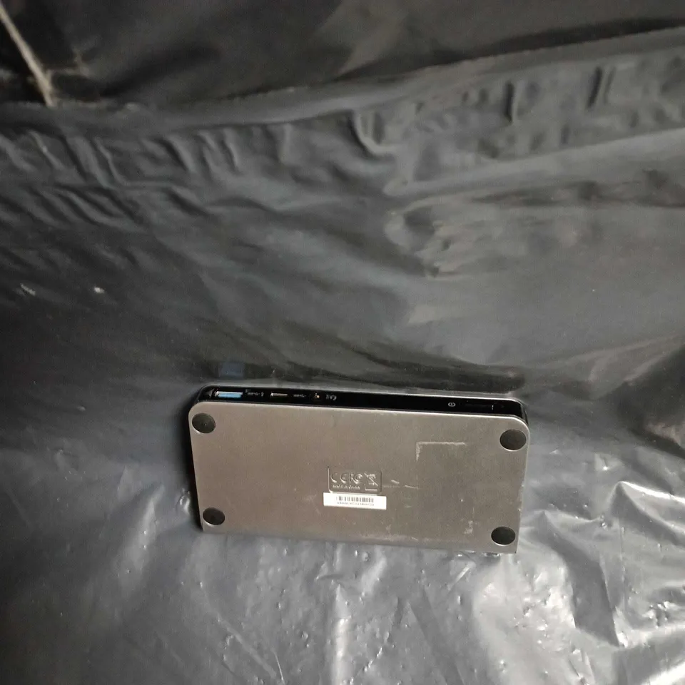 OSDOCKC DOCKING STATION – HDMI & DISPLAYPORT, 2X USB 3.0, ETHERNET