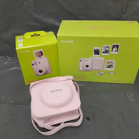 FUJIFILM INSTAX INSTAX MINI 12 INSTANT CAMERA