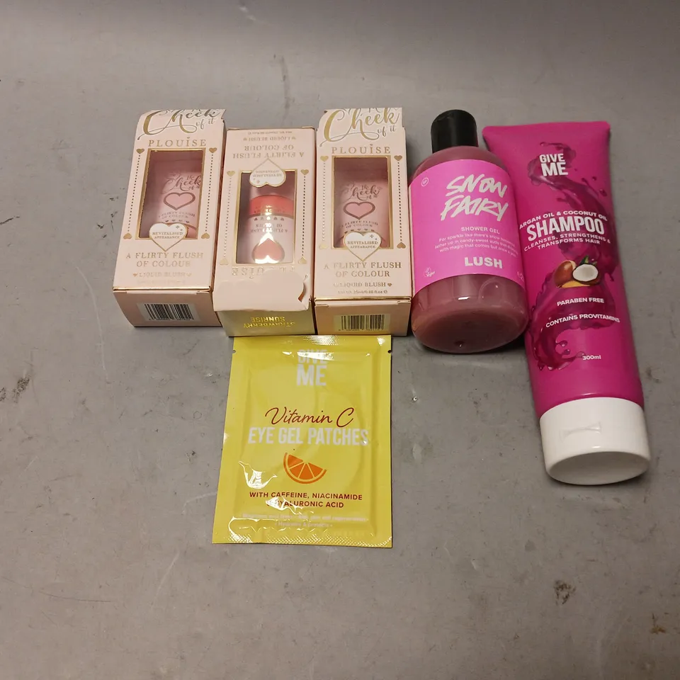 BOX OF APPROXIMATELY 15 COSMETIC ITEMS TO INCLUDE INCHES PRO, REVOLUTION PALETTE, AND SIMPLE SHEET MASK ETC. 