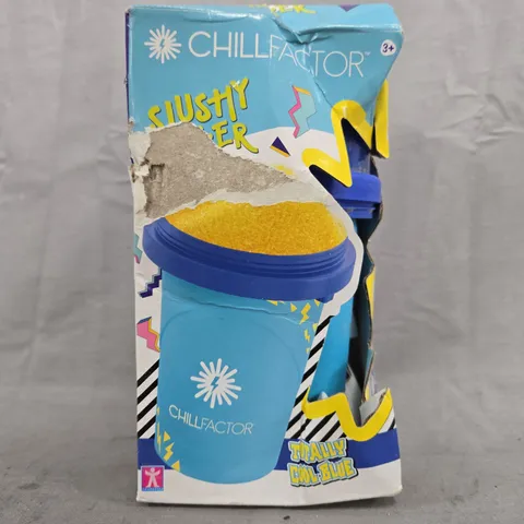 CHILL FACTOR SLUSHY MAKER COLOUR SHOCK - TOTALLY COOL BLUE