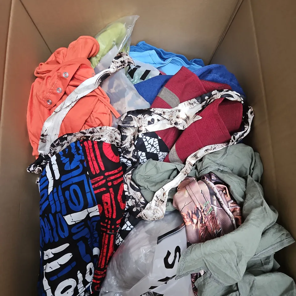 BOX OF APPROXIMATELY 20 ASSORTED CLOTHING ITEMS TO INCLUDE TOPS, DRESSES, WAISTCOAT, JUMPER, ETC
