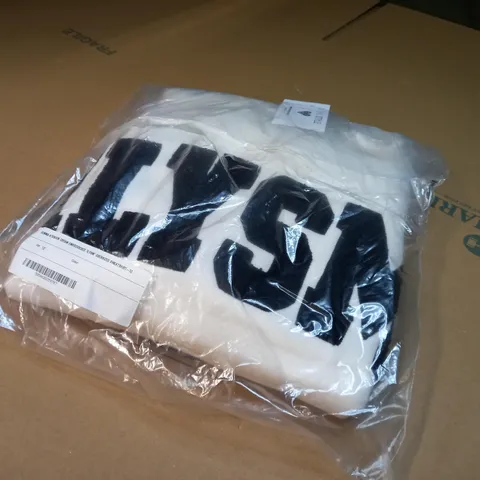 PACKAGED IN THE STYLE OVERSIZED CREAM SWEATSHIRT - SIZE 12