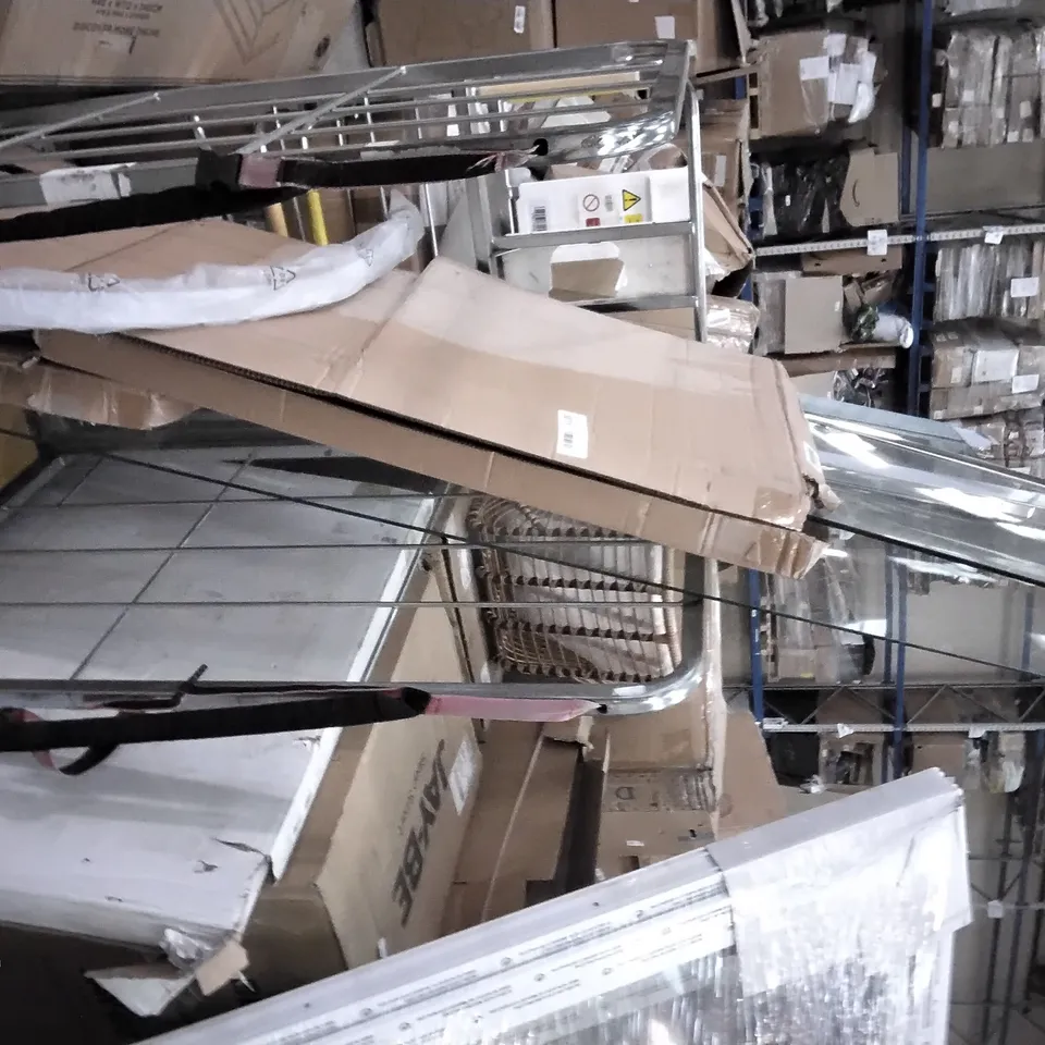 QUADRANT SLIDING DOOR (1 BOX)
