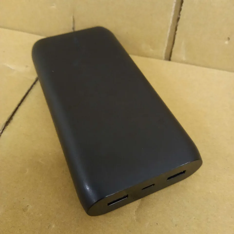 BELKIN BOOSTCHARGE POWER BANK