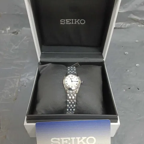 BOXED SEIKO PETITE DIAL STAINLESS STEEL BRACELET LADIES WATCH